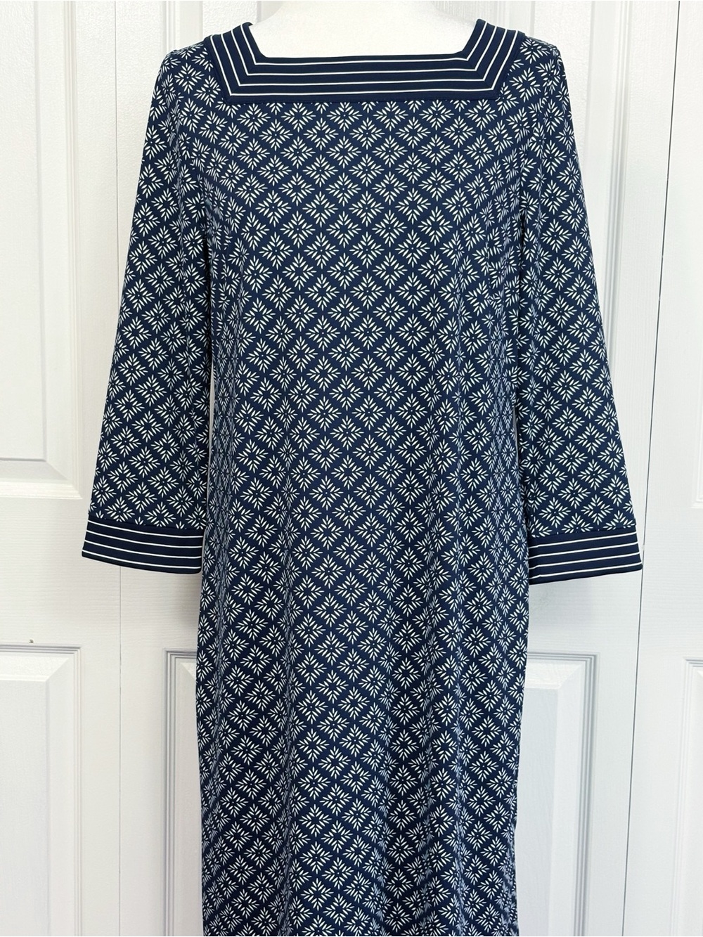 NWT Talbots Navy Blue & White Motif Stripe Square Neck 3/4 Sleeve Dress